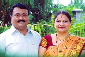 VEERESH S M & ROOPA VEERESH